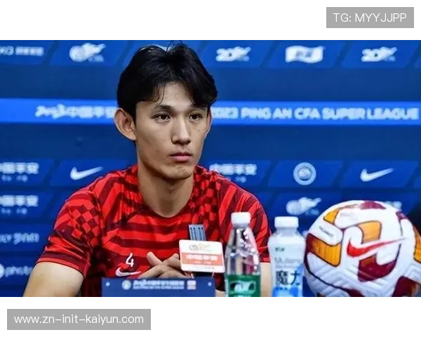 海港俱乐部二十载风雨同舟 老将王燊超吕文君续写传帮带情怀 海港俱乐部二十载风雨同舟 老将王燊超吕文君续写传帮带情怀